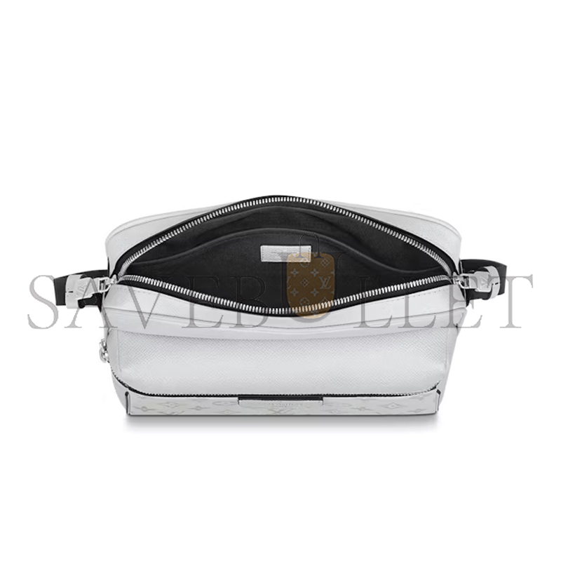 LOUIS VUITTON OUTDOOR MESSENGER M30243 (29.5*20*10.5cm)